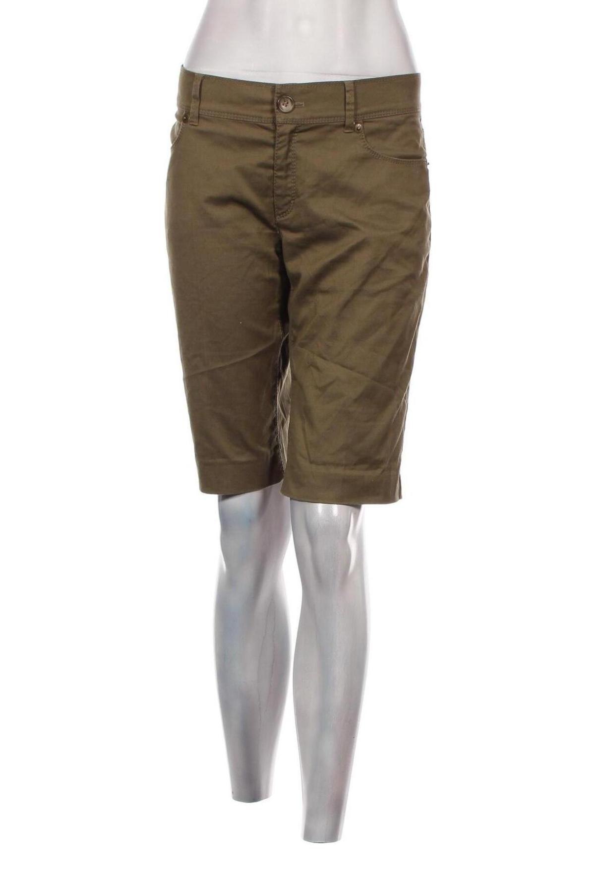 Дамски къс панталон Escada Sport, Размер M, Цвят Зелен, Цена 42,72 лв.