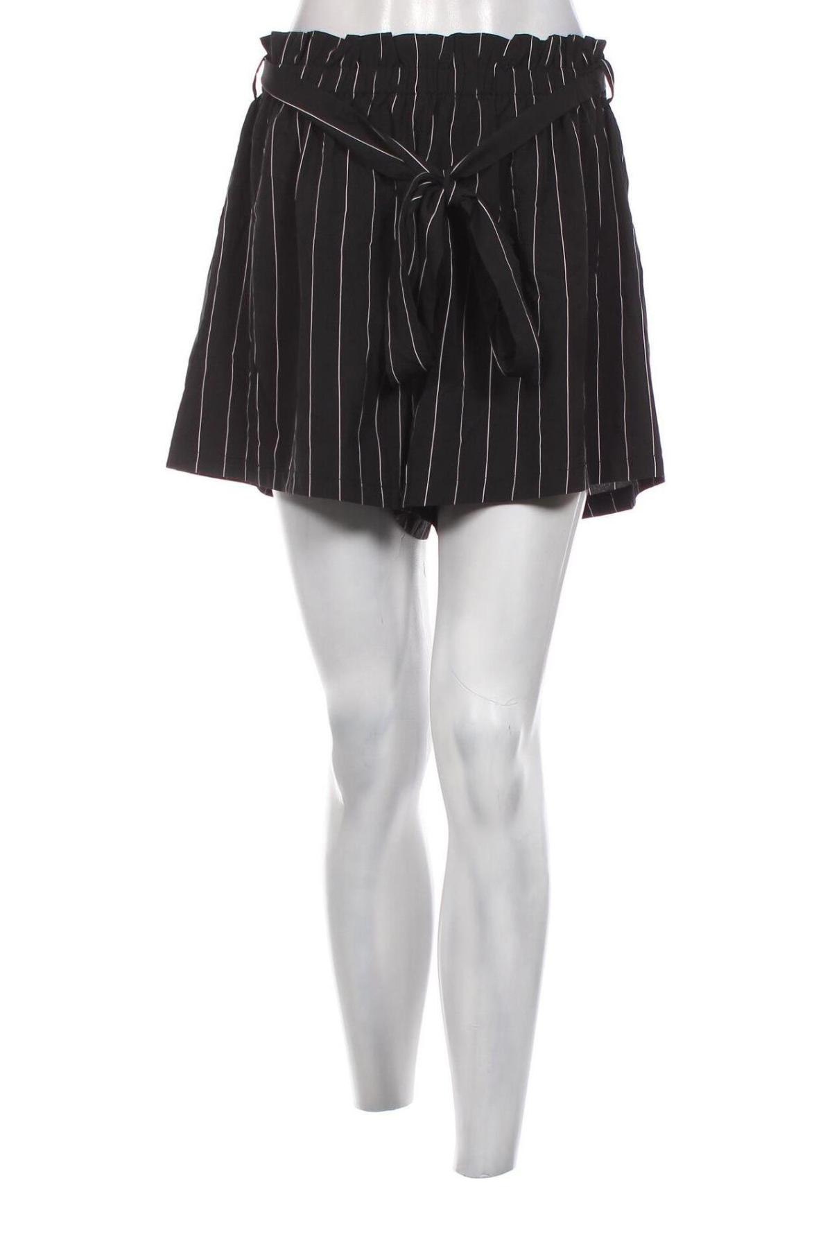 Дамски къс панталон SHEIN, Размер XL, Цвят Черен, Цена 10,26 лв.