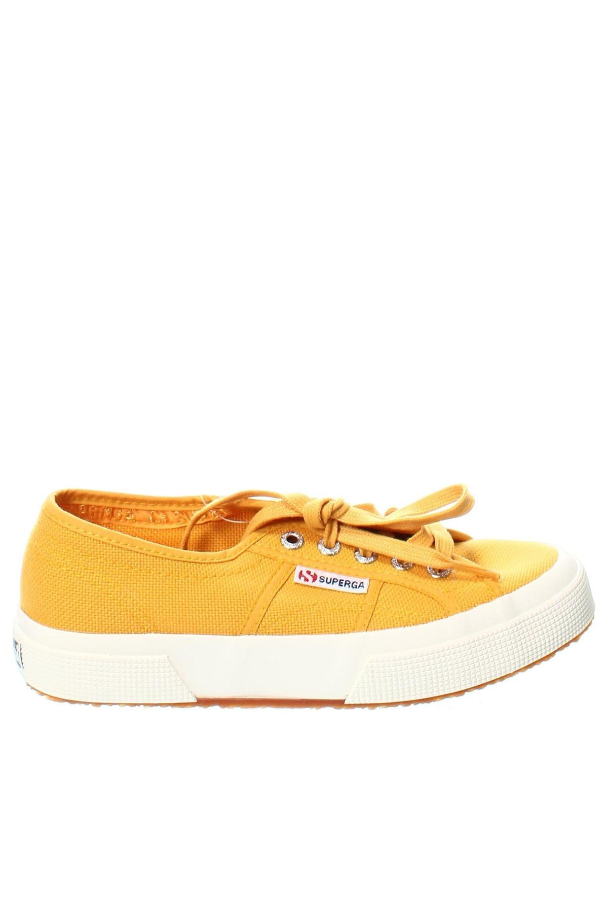 Дамски обувки Superga, Размер 36, Цвят Жълт, Цена 82,11 лв.
