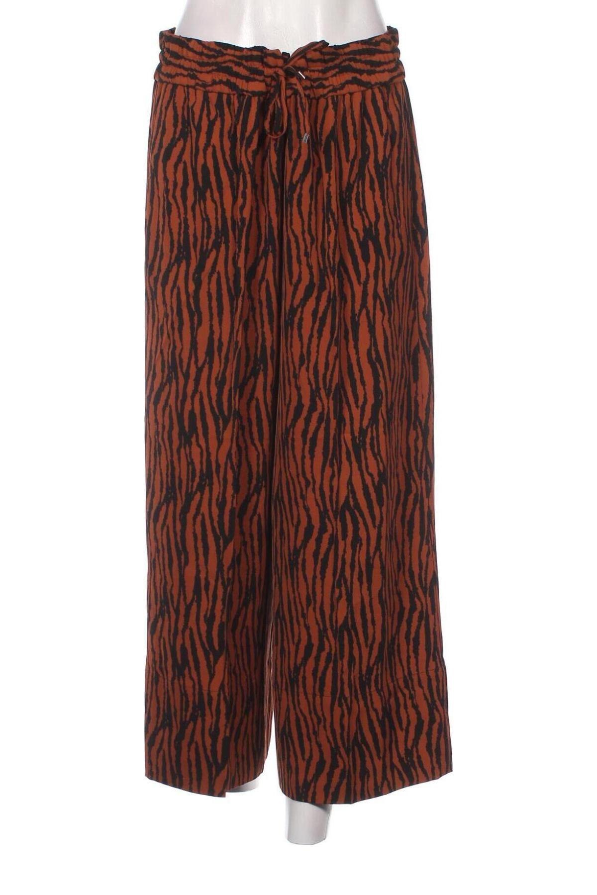 Γυναικείο παντελόνι In Wear, Μέγεθος L, Χρώμα Πολύχρωμο, Τιμή 38,38 €