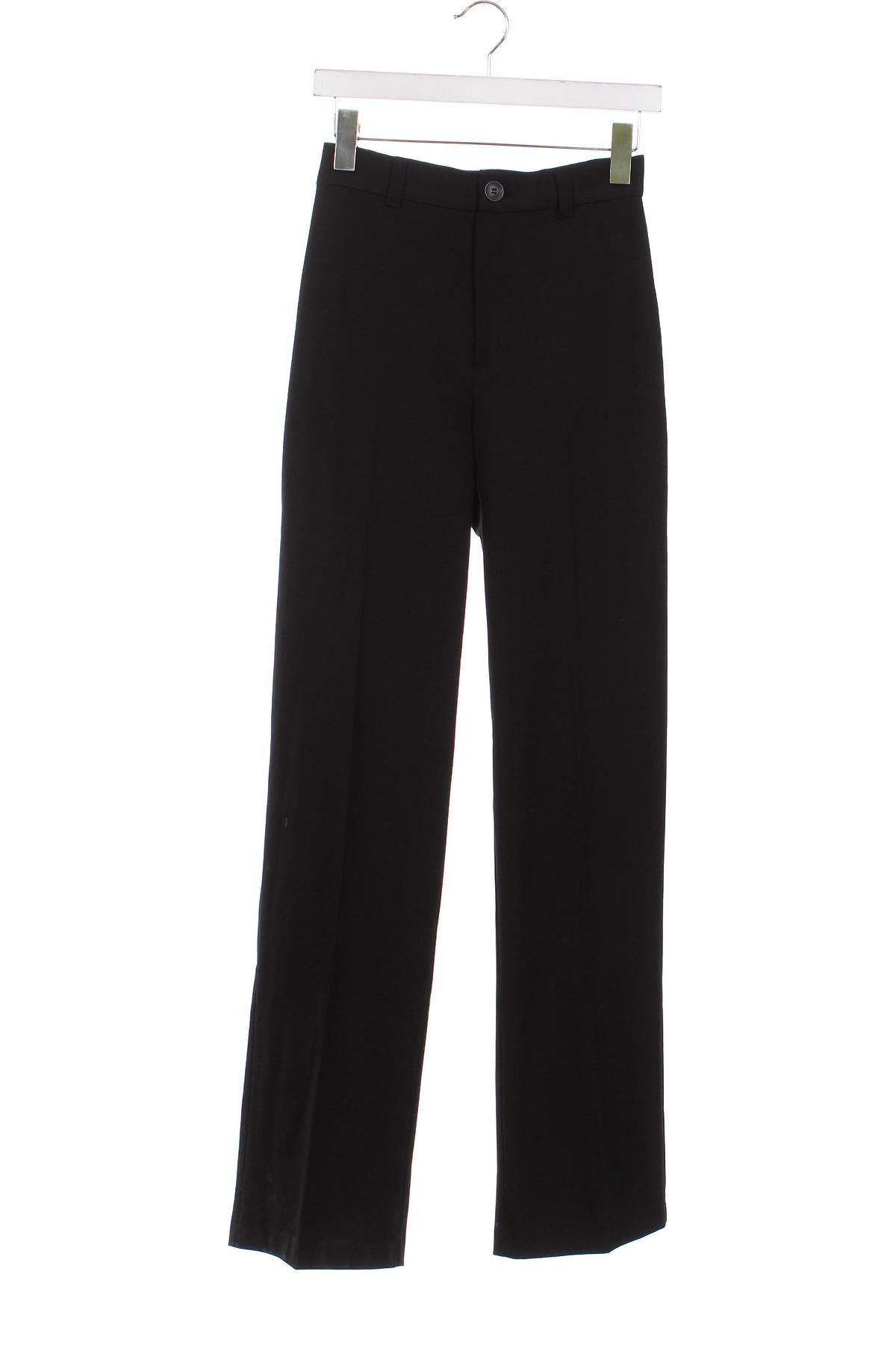 Pantaloni de femei Pull&Bear, Mărime XS, Culoare Negru, Preț 77,17 Lei