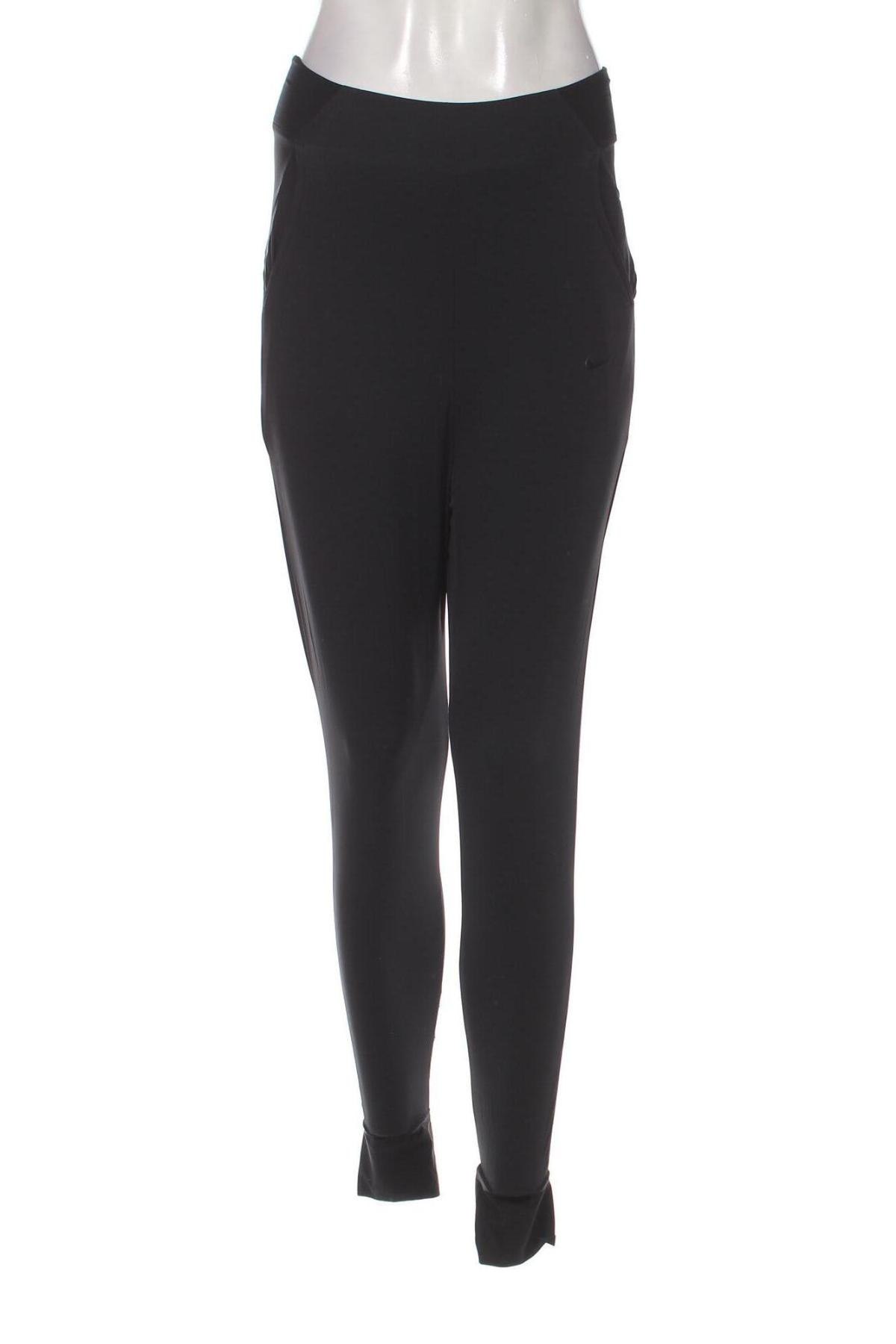 Pantaloni trening de femei Nike, Mărime XS, Culoare Negru, Preț 286,18 Lei