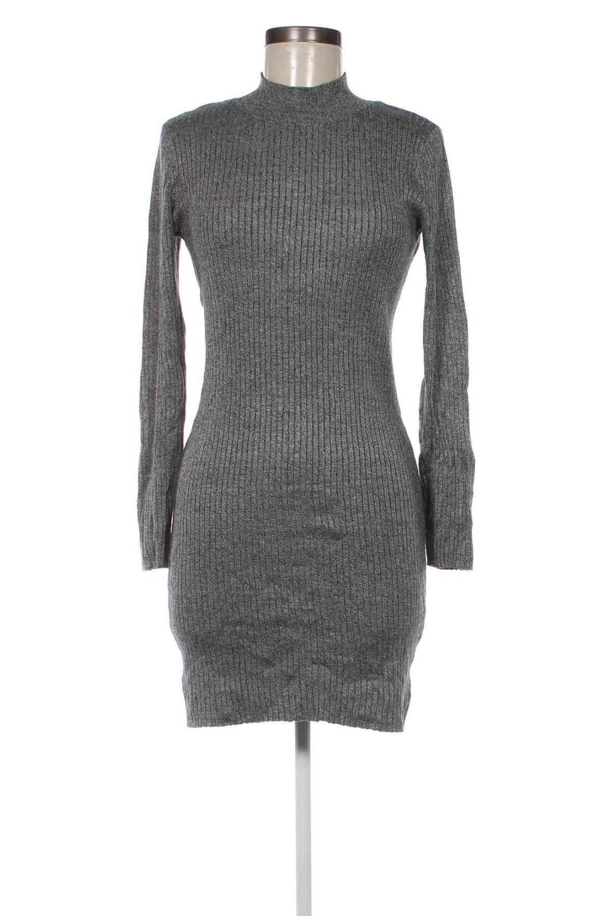 Kleid, Größe M, Farbe Grau, Preis 5,65 €