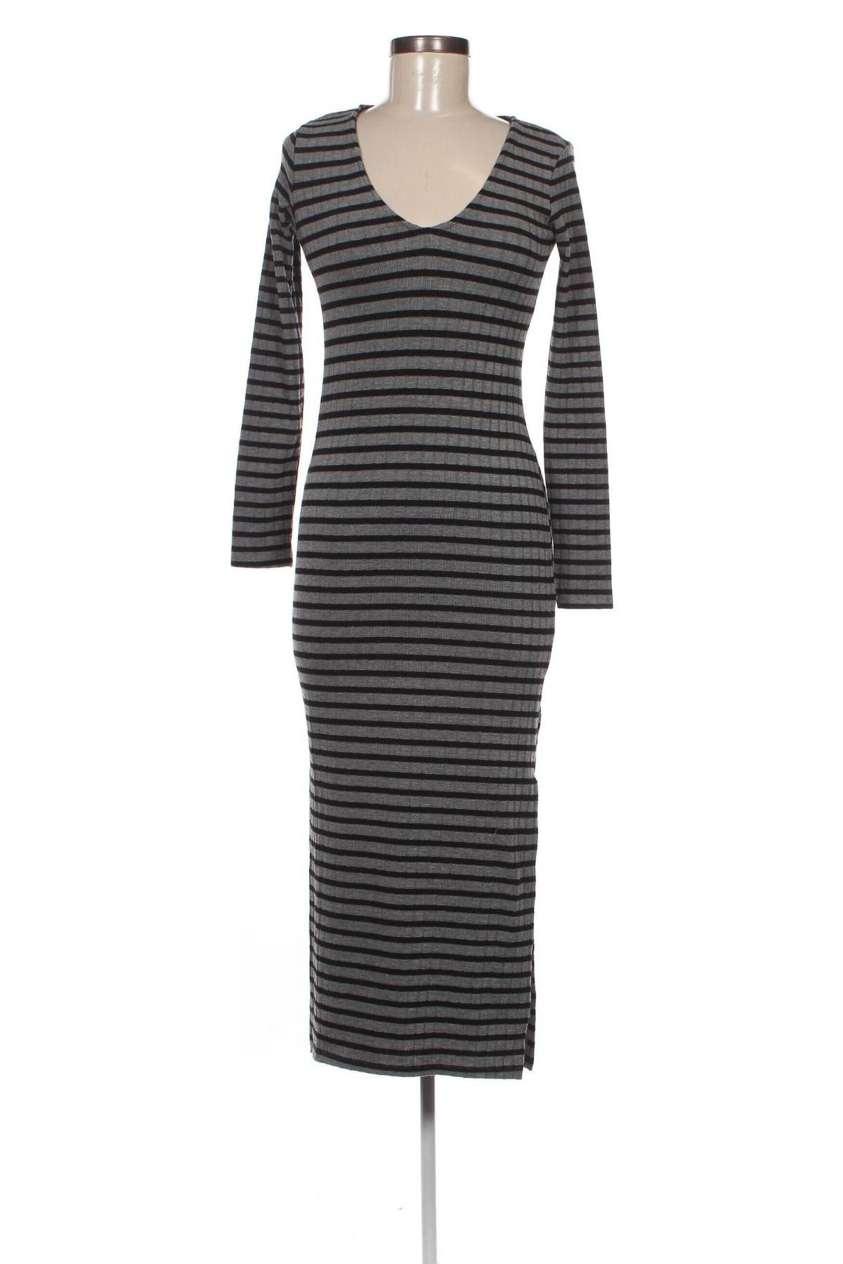 Kleid Bershka, Größe M, Farbe Grau, Preis € 12,11