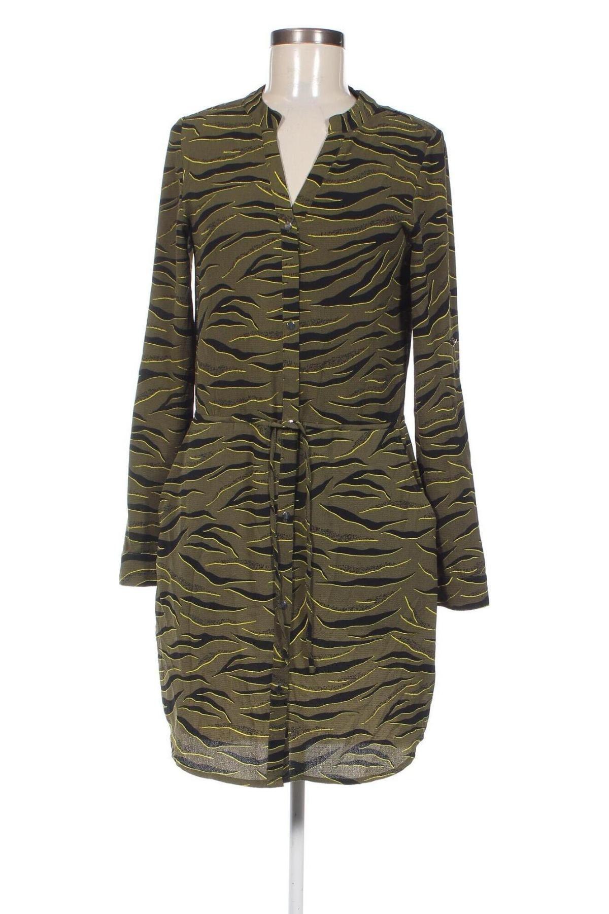 Φόρεμα Distrikt Norrebro, Μέγεθος S, Χρώμα Πράσινο, Τιμή 6,85 €