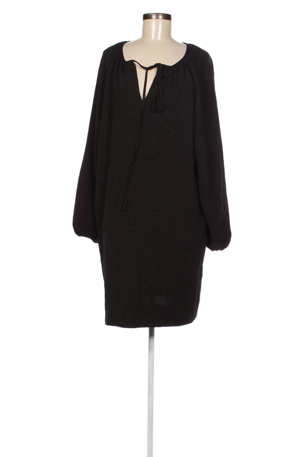 Φόρεμα Essentiel, Μέγεθος L, Χρώμα Μαύρο, Τιμή 47,68 €