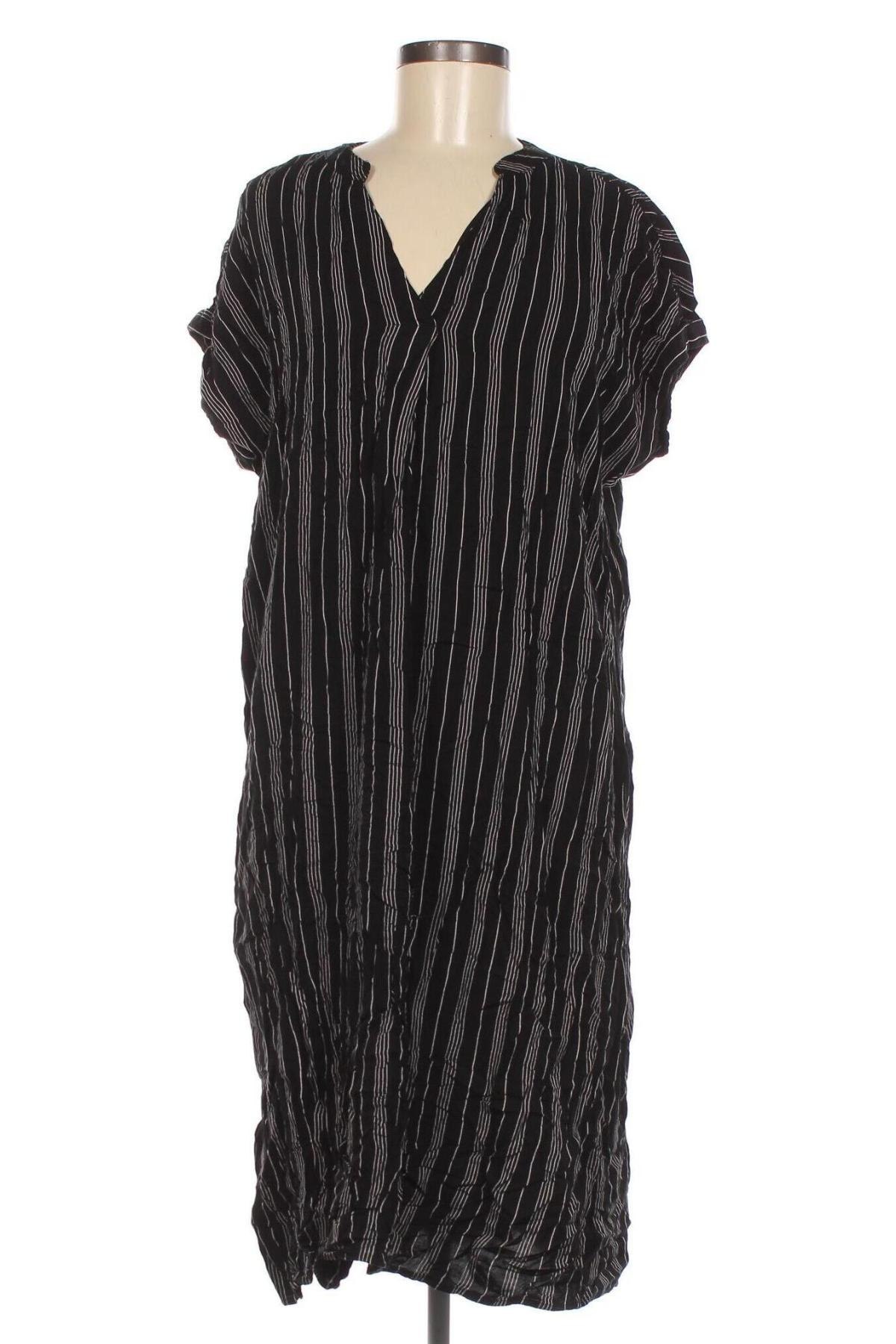 Kleid LC Waikiki, Größe L, Farbe Schwarz, Preis 11,10 €