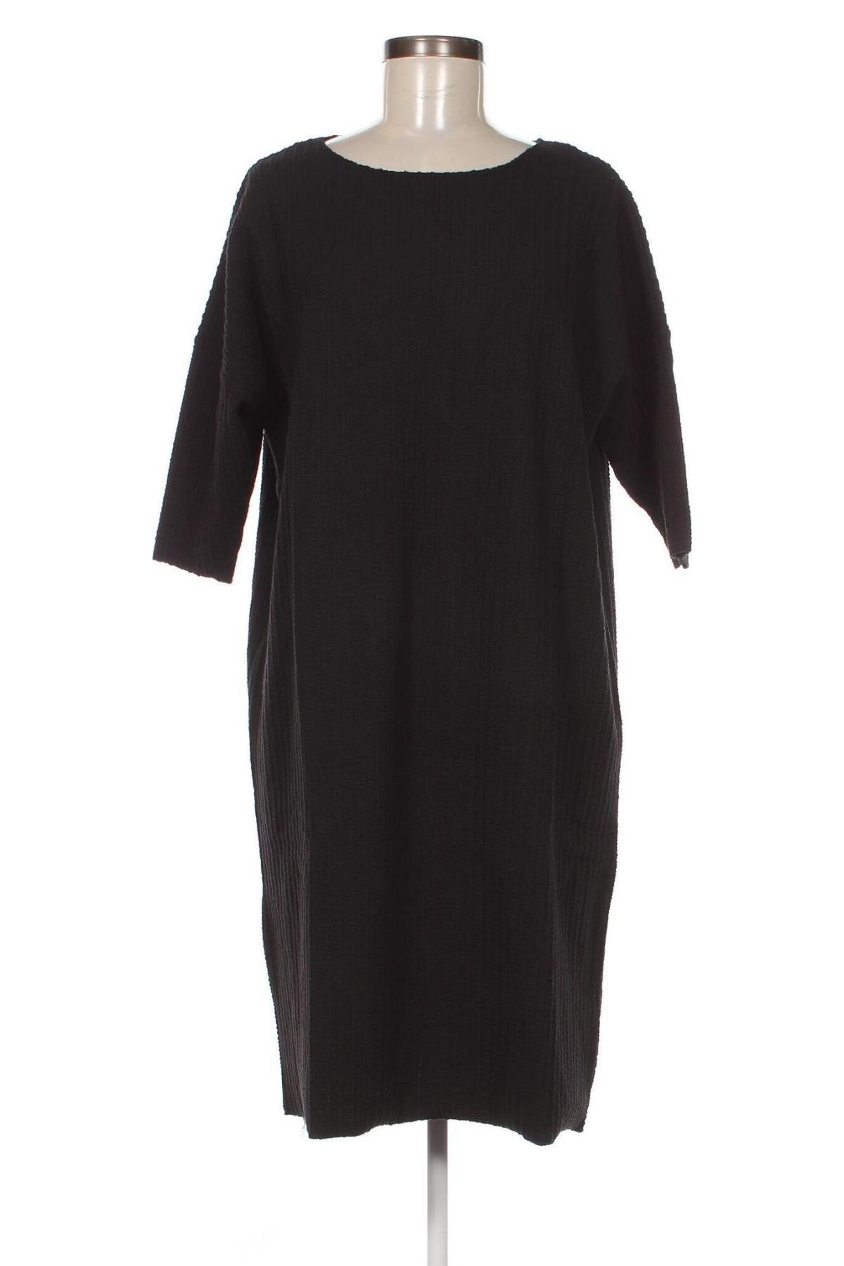 Kleid Lounge Nine, Größe M, Farbe Schwarz, Preis 43,30 €