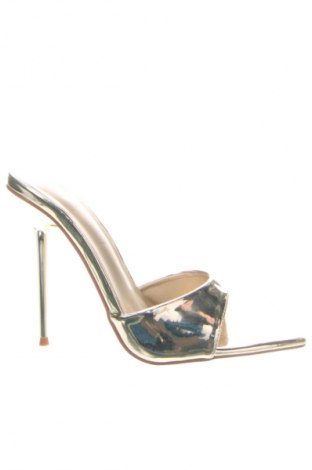 Pantofle Pretty Little Thing, Velikost 39, Barva Zlatistá, Cena  629,00 Kč