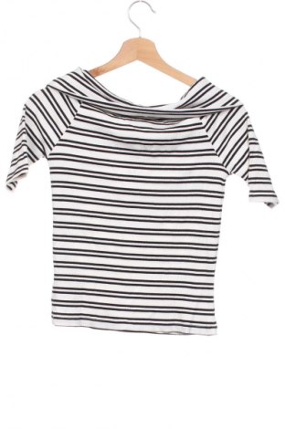 Bluză de femei F&F, Mărime XS, Culoare Multicolor, Preț 48,47 Lei