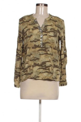 Damen Shirt Janina, Größe M, Farbe Grün, Preis 3,99 €