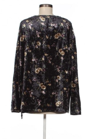 Damen Shirt Norah, Größe XXL, Farbe Mehrfarbig, Preis 6,99 €