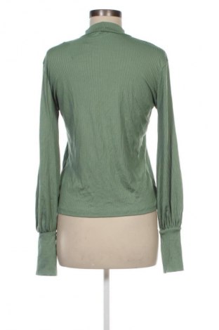 Dámská halenka Stradivarius, Velikost M, Barva Zelená, Cena  99,00 Kč