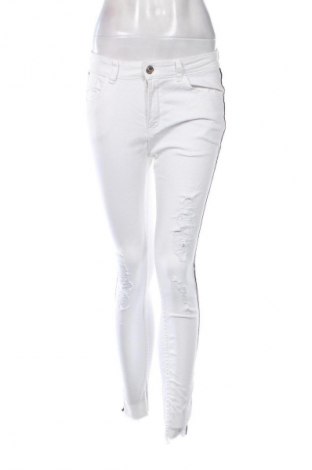 Damen Jeans Amisu, Größe M, Farbe Weiß, Preis € 6,99