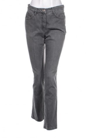 Damen Jeans Brax, Größe M, Farbe Grau, Preis 21,99 €