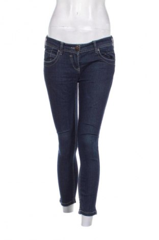 Damskie jeansy Capri, Rozmiar M, Kolor Niebieski, Cena 56,87 zł