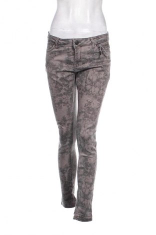 Damskie jeansy Denim 1982, Rozmiar M, Kolor Kolorowy, Cena 27,99 zł