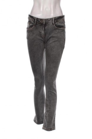 Damen Jeans Gina, Größe S, Farbe Grau, Preis € 6,99