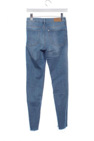 Damskie jeansy H&M, Rozmiar S, Kolor Niebieski, Cena 26,99 zł