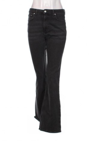 Dámske džínsy  H&M, Veľkosť M, Farba Sivá, Cena  16,95 €