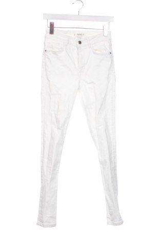 Damen Jeans Mango, Größe S, Farbe Weiß, Preis 23,99 €