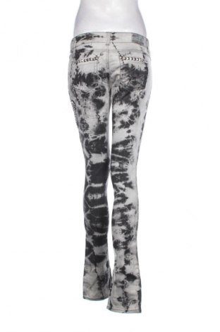 Damskie jeansy Melrose, Rozmiar M, Kolor Kolorowy, Cena 27,99 zł
