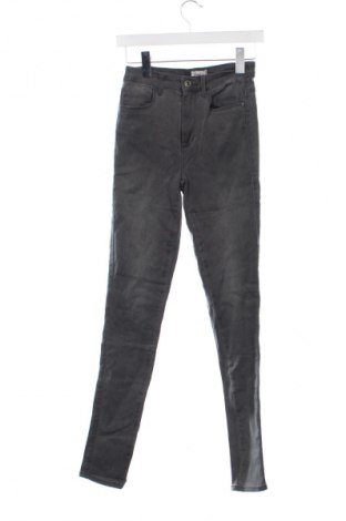 Női farmernadrág ONLY, Méret XS, Szín Szürke, Ár 2 119 Ft