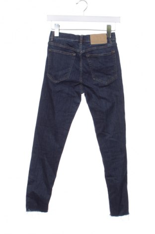 Γυναικείο Τζίν Pull&Bear, Μέγεθος S, Χρώμα Μπλέ, Τιμή 5,99 €
