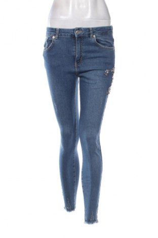 Dámské džíny  Pull&Bear, Velikost M, Barva Modrá, Cena  129,00 Kč