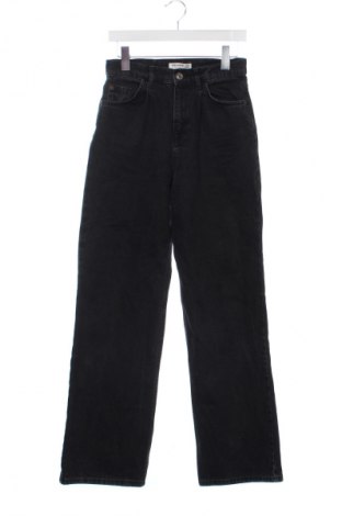 Dámské džíny  Pull&Bear, Velikost XS, Barva Šedá, Cena  359,00 Kč