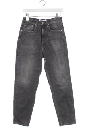 Damskie jeansy Tommy Jeans, Rozmiar XS, Kolor Czarny, Cena 245,99 zł