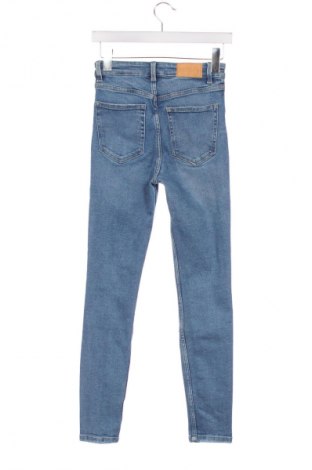 Damskie jeansy Zara, Rozmiar S, Kolor Niebieski, Cena 88,99 zł