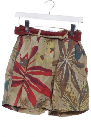 Damskie szorty Desigual, Rozmiar XS, Kolor Kolorowy, Cena 248,72 zł