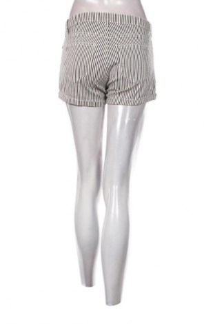 Damen Shorts H&M, Größe S, Farbe Mehrfarbig, Preis € 8,99