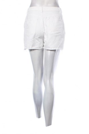 Pantaloni scurți de femei LCW, Mărime M, Culoare Alb, Preț 31,99 Lei