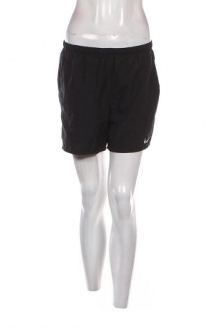 Pantaloni scurți de femei Nike, Mărime S, Culoare Negru, Preț 110,99 Lei
