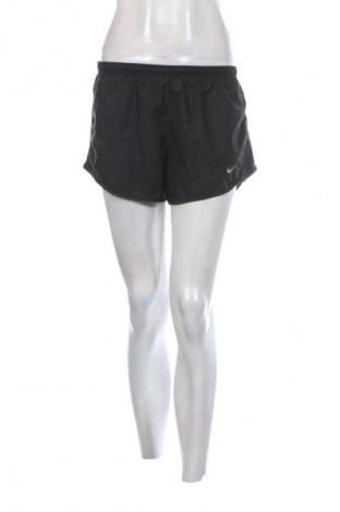 Dámske kraťasy  Nike, Veľkosť S, Farba Čierna, Cena  17,95 €