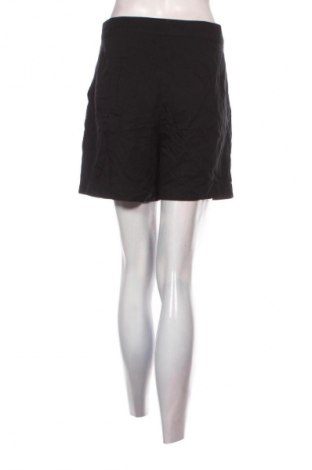 Damen Shorts Pieces, Größe M, Farbe Schwarz, Preis € 7,99