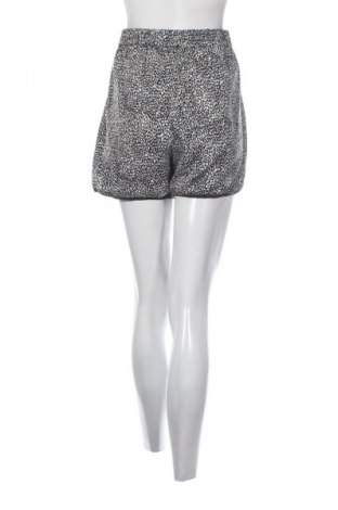 Damen Shorts Reserved, Größe M, Farbe Mehrfarbig, Preis € 8,99