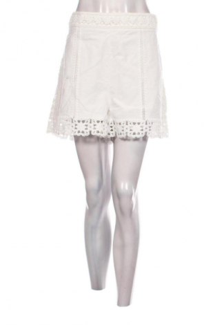 Pantaloni scurți de femei Zara, Mărime XXL, Culoare Alb, Preț 51,00 Lei