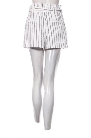 Pantaloni scurți de femei Zara Trafaluc, Mărime M, Culoare Multicolor, Preț 60,99 Lei