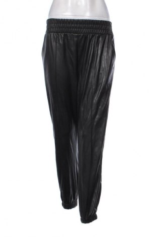 Női nadrág Bershka, Méret M, Szín Fekete, Ár 2 459 Ft