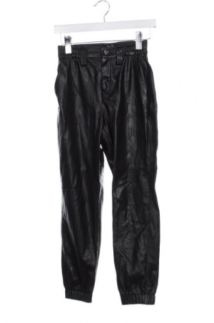 Női nadrág Bershka, Méret XS, Szín Fekete, Ár 2 219 Ft