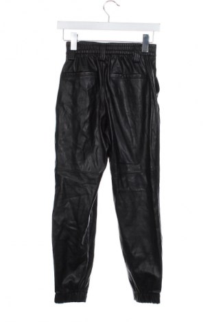 Női nadrág Bershka, Méret XS, Szín Fekete, Ár 2 219 Ft