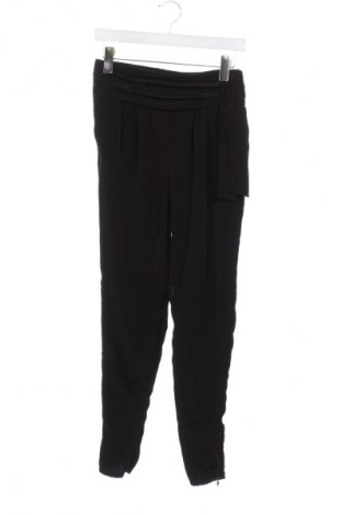 Női nadrág Bershka, Méret XS, Szín Fekete, Ár 2 000 Ft
