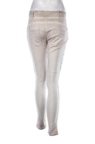 Damenhose Made In Italy, Größe M, Farbe Mehrfarbig, Preis 15,48 €
