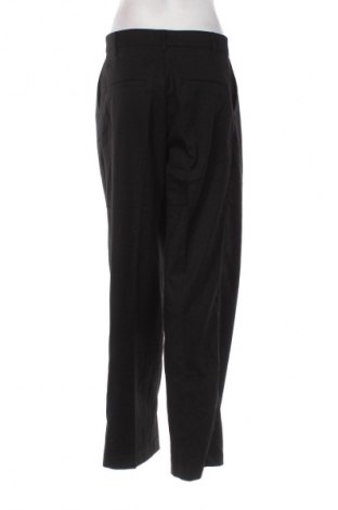 Damskie spodnie Monki, Rozmiar M, Kolor Czarny, Cena 44,99 zł