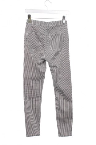 Damskie spodnie Sinsay, Rozmiar XS, Kolor Kolorowy, Cena 26,99 zł