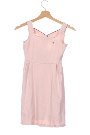 Kinderkleid Calvin Klein Jeans, Größe 10-11y/ 146-152 cm, Farbe Aschrosa, Preis € 64,99