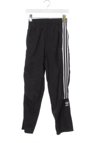 Gyerek sport nadrág Adidas, Méret 12-13y / 158-164 cm, Szín Fekete, Ár 13 294 Ft